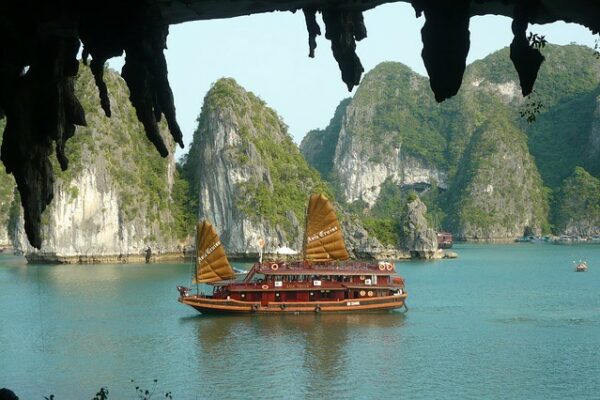 Boottour in der Halong Bucht Boottour in der Halong Bucht