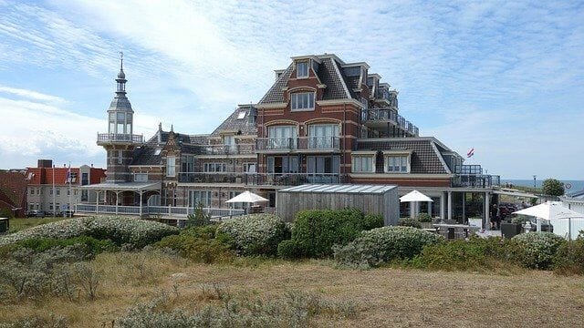 Was bietet der Domburg Strand alles? Was bietet der Domburg Strand alles?
