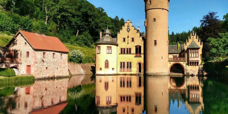 Schloss Mespelbrunn